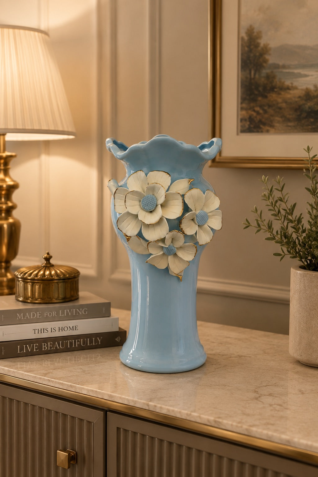 Petal Charm Vase