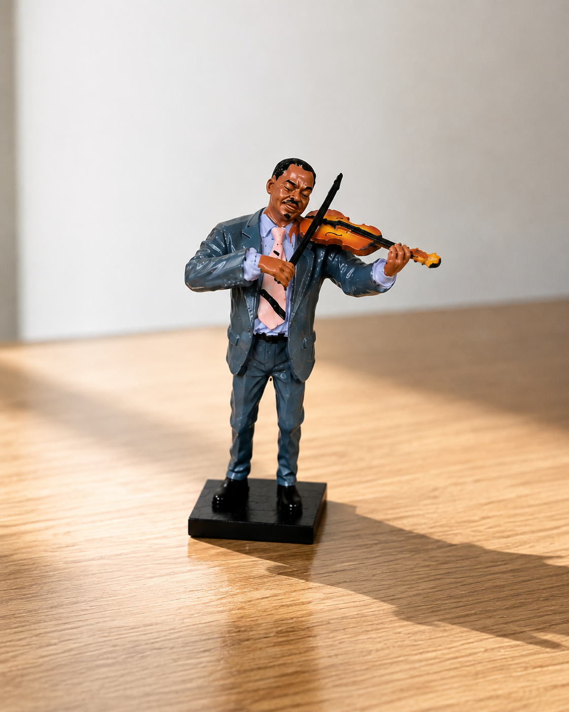 Maestro Violinist Resin Figurine