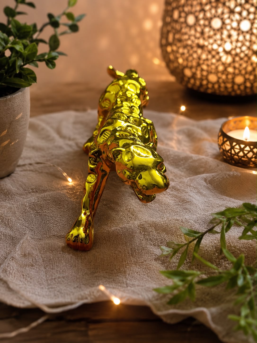 Golden Panther - Medium